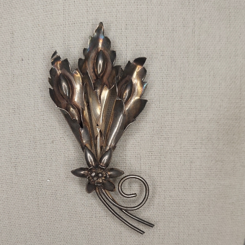 Vintage Pegasus Coro Sterling Silver 925  Big Flower Brooch